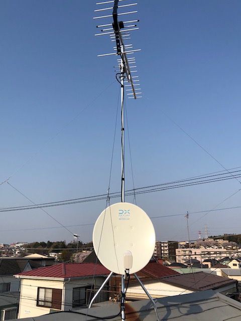 横浜市瀬谷区阿久和西 マツザワ電気の工事事例 アンテナ撤去 設置 地デジ Bs工事 横浜のテレビアンテナなどの工事 なら安心の技術と価格が評判の電気べんりドットコムへ